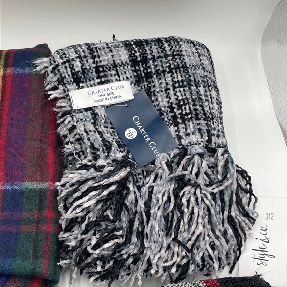 SCARF GAME - Picture 9 of 10